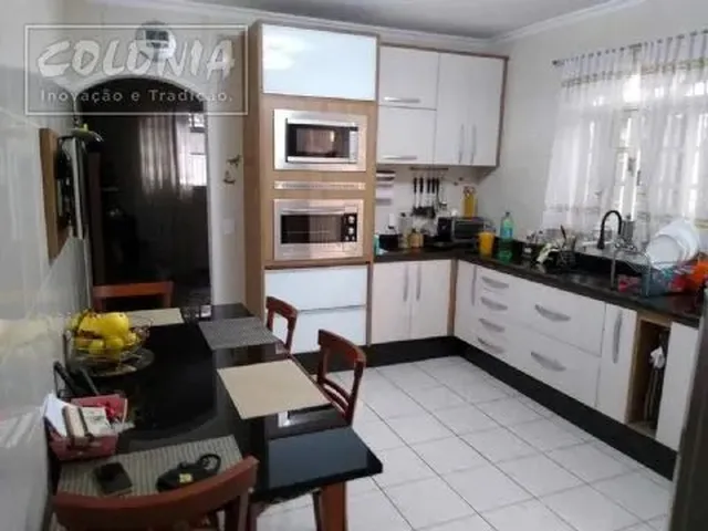 Imagem: A casa possui 2 Dormitórios, 1 Banheiro, Acomodam 926