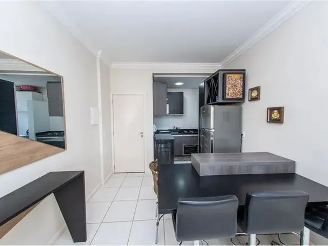 Imagem 2: Apê Central com 2 Quartos e Suíte, Mobiliado com 1 Vaga - 75M2 Privativos / Próximo Ao