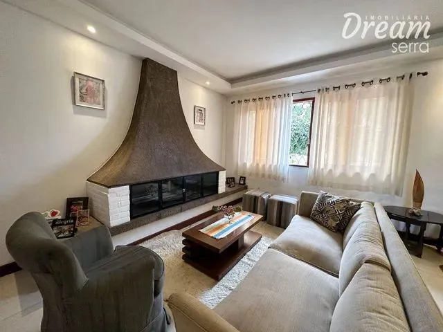 Imagem 2: Casa com 3 Dormitórios À Venda, 308 M² por R$ 850.000,00 - Tijuca - Teresópolis/Rj