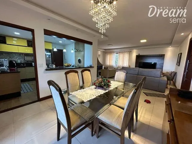Imagem 12: Casa com 3 Dormitórios À Venda, 308 M² por R$ 850.000,00 - Tijuca - Teresópolis/Rj