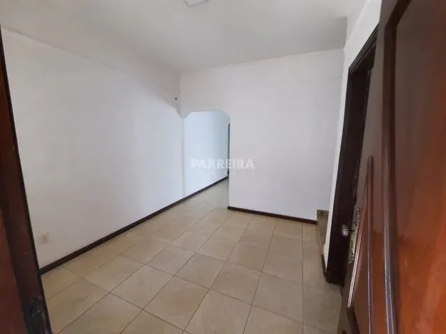 Imagem: Cód. 3713 - Casa com 3 Dormitórios, 200
