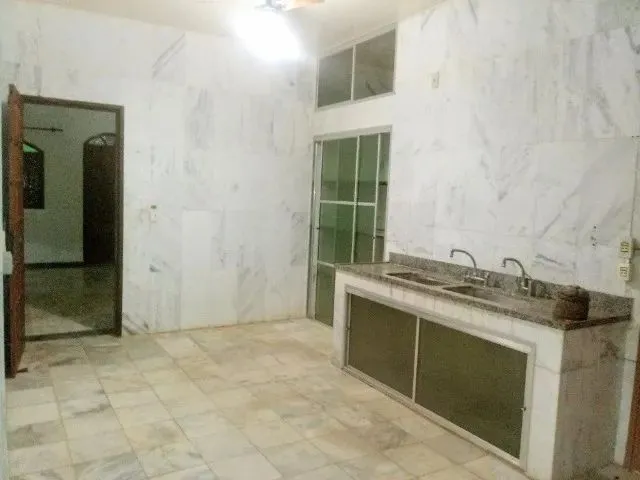 Imagem 12: Vendo Casa em 02 Lotes com 06 Quartos em Piúma