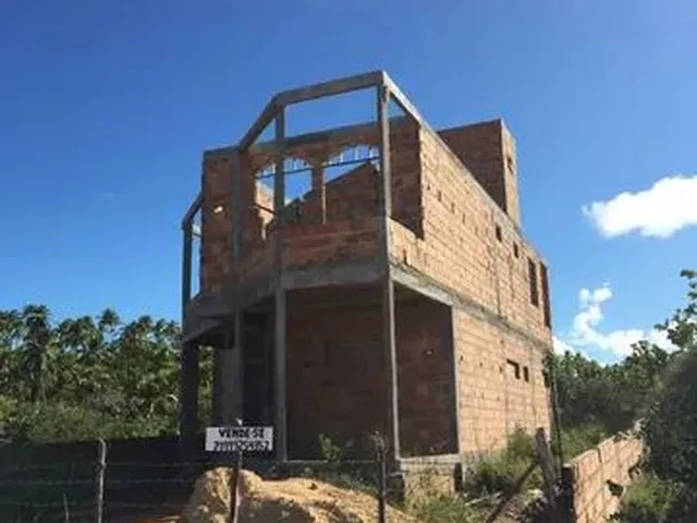 Imagem: Casa em Construção na Praia de Massarandupió