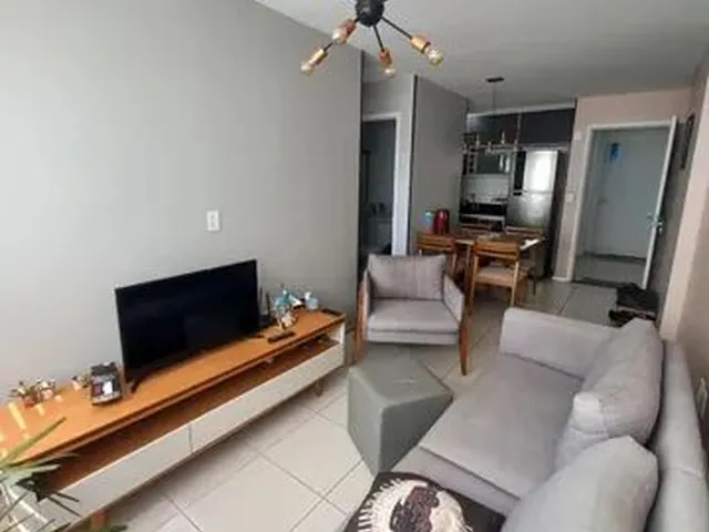 Imagem 1: Vendo Apartamento com 52 M², 2/4 Sendo 1 Suíte, com Móveis Planejados na Principal Do