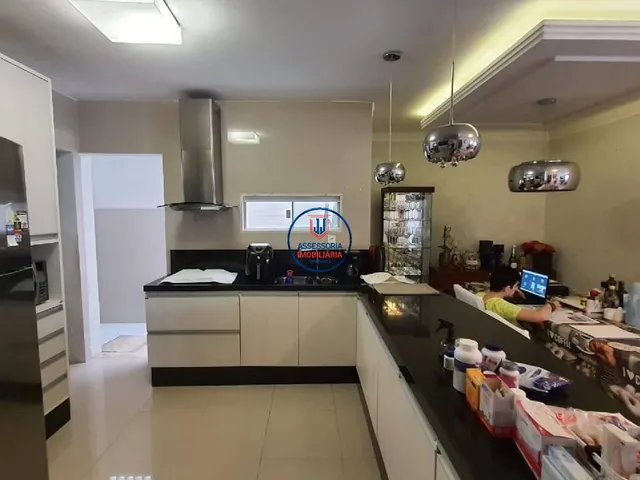 Imagem 14: Casa em Nova Parnamirim em condomínio, com 3 quartos sendo dois 2 suítes, um deles