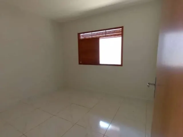 Imagem 5: Venda de casa em Parnamirim, perto do CT do América, com 2 quartos sendo 1 suíte, pelo