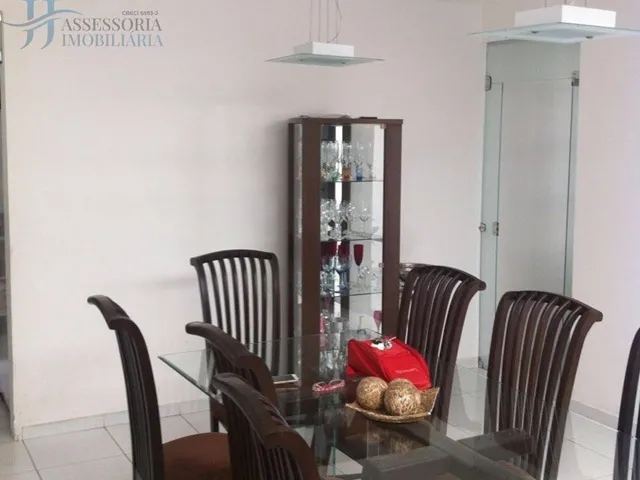 Imagem 2: Venda de casa em Lagoa Nova, com 4 quartos, sendo dois suítes, em ótima localização