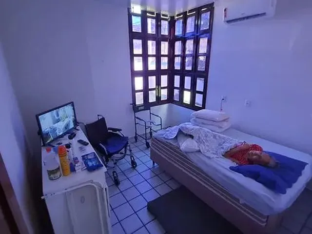 Imagem 11: Sobrado para Aluguel Possui 207 Metros Quadrados com 3 Quartos em Capim Macio - Natal - Rn