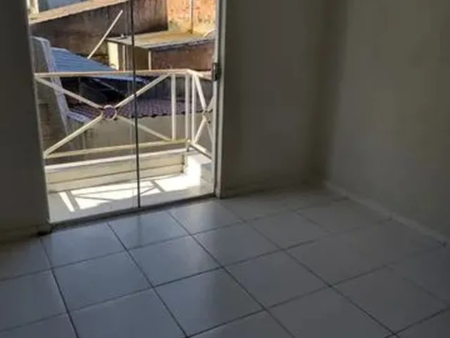 Imagem: A casa possui 2 Dormitórios, 2 Banheiros, 1 Vaga na