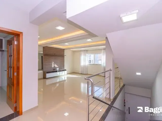 Imagem 14: Casa de 4 Quartos para Alugar no Bairro Campo Comprido
