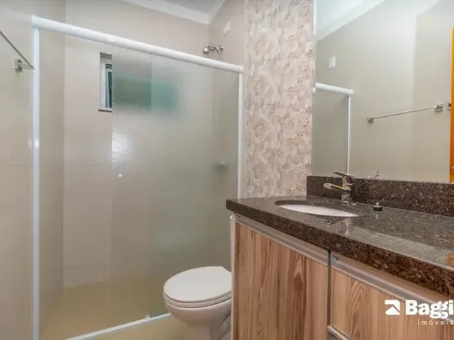 Imagem 4: Casa de 4 Quartos para Alugar no Bairro Campo Comprido
