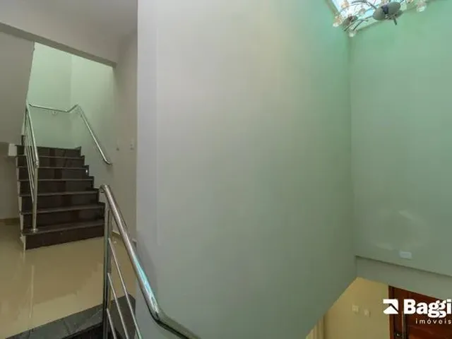 Imagem 7: Casa de 4 Quartos para Alugar no Bairro Campo Comprido