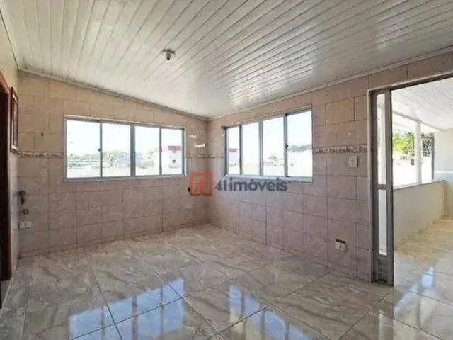 Imagem 8: Sobrado com 3 Dormitórios para Alugar por R$ 3.200/Mês - Sítio Cercado - Curitiba/Pr