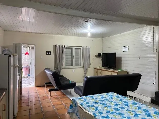 Imagem: Alugo Quarto para Rapazes Estudantes/Trabalhadores