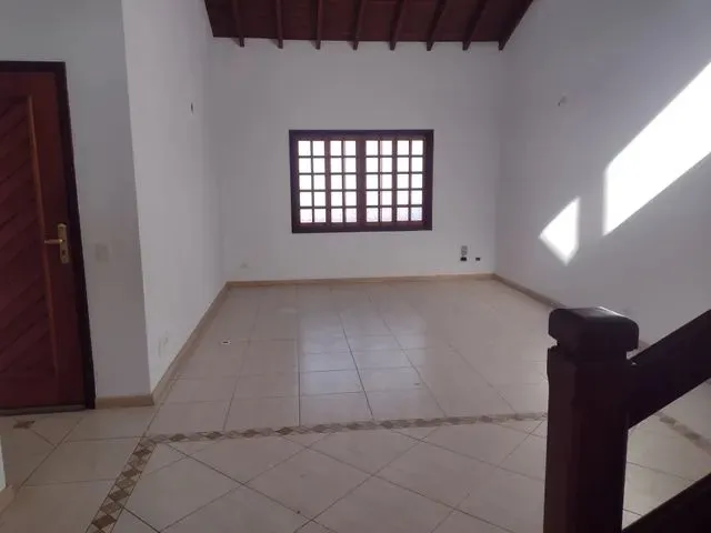 Imagem 3: Térrea com Churrasqueira em Local Tranquilo