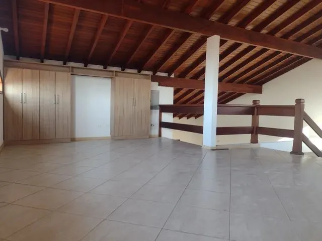 Imagem 4: Térrea com Churrasqueira em Local Tranquilo