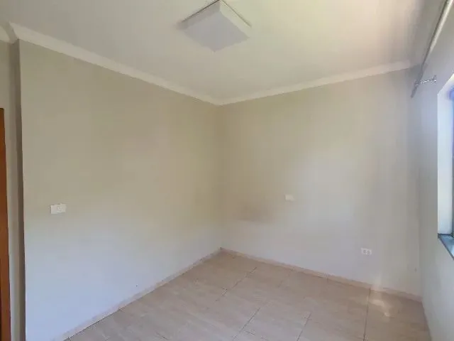 Imagem 2: Aluga-Se Casa na Chácara em Maringá, Ao Lado Duzentão Auto Peças/Faculdade Uningá