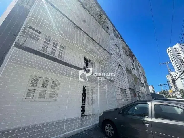 Imagem 1: Apartamento com 3 Dormitórios para Alugar, 80 M² por R$ 1.871,00/Mês - Centro