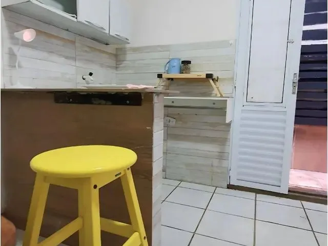 Imagem 3: Kitnet em Beco de Casa