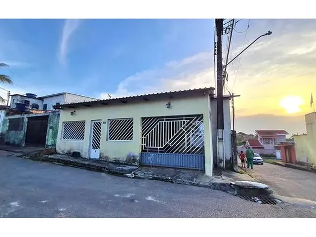 Imagem: Casa no Nova Cidade, com 4 Quartos, 2 Banheiros