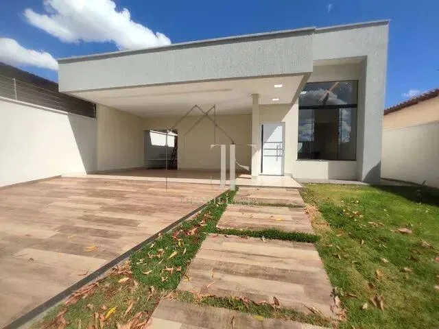 Imagem: Casa Alto Padrão C/ Piscina, Lote de 360M²