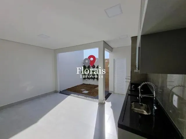 Imagem 10: Casa em Condomínio para Venda em Cuiabá, Jardim Imperial, 2 Dormitórios, 1 Banheiro, 1