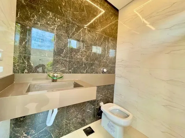 Imagem 6: Casa Nova de Alto Padrão Um Luxo Sofisticada e Moderna Tudo de Alta Qualidade!