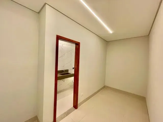 Imagem 7: Casa Nova de Alto Padrão Um Luxo Sofisticada e Moderna Tudo de Alta Qualidade!