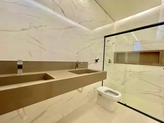 Imagem 16: Casa Nova de Alto Padrão Um Luxo Sofisticada e Moderna Tudo de Alta Qualidade!