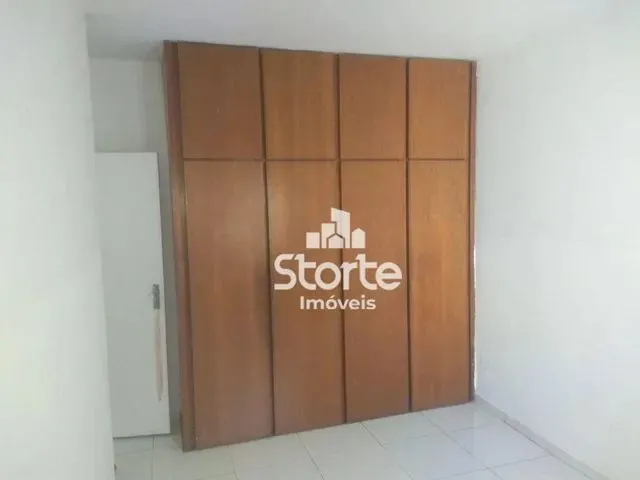 Imagem 9: Casa com 3 Dormitórios para Alugar, 280 M² por R$ 3.800/Mês - Tabajaras