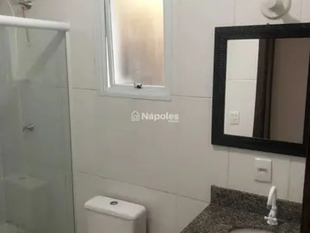 Imagem 3: Casa de 2 Dormitórios para Alugar no Campeche