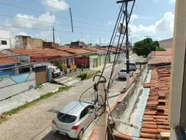 Imagem 11: Aluga-Se Casa/Sobrado para Aluguel no Bairro de Candelária !