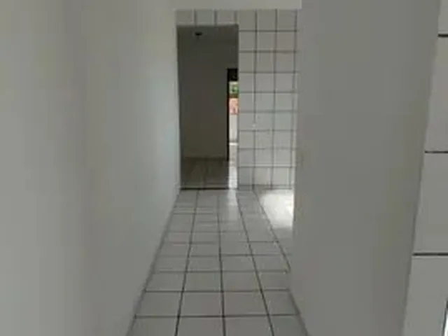 Imagem 8: Aluga-Se Casa/Sobrado para Aluguel no Bairro de Candelária !