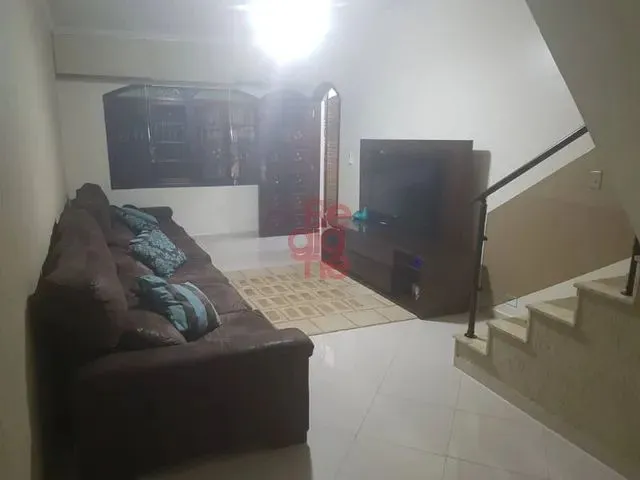 Imagem: Sobrado À Venda no Bairro Centro com 125