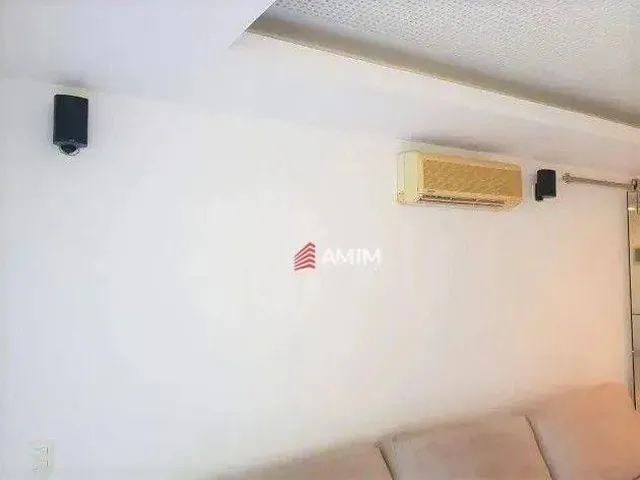 Imagem 2: Porteira Fechada - Flat com 2 Quartos, 2 Banheiros e 1 Vaga com 84 M² em Camboinhas
