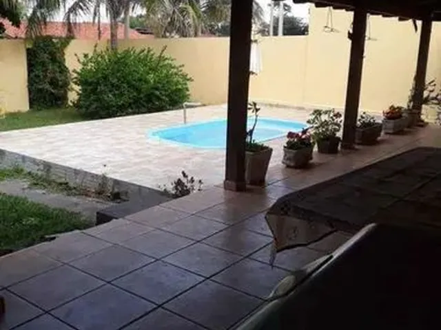 Imagem 2: Casa a Venda em Nova Almeida