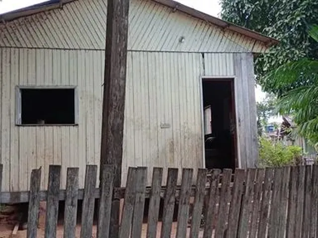 Imagem: Vendo Uma Casa de Madeira