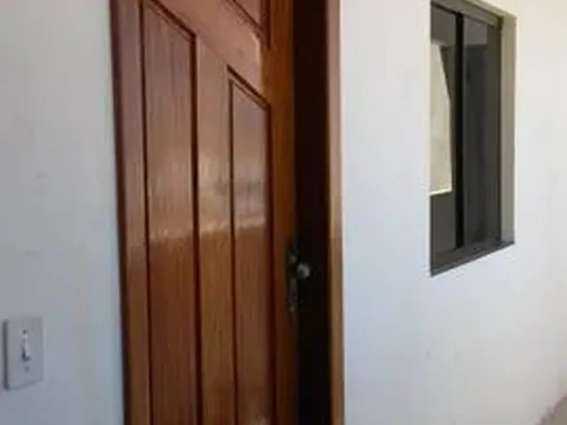 Imagem 2: Apartamento Alto Maron/Centro - 1/4, Cozinha, Sala, Banheiro e Área de Serviço