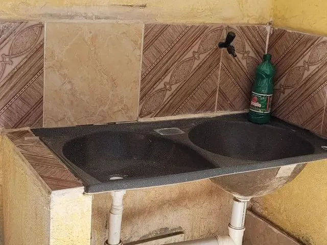 Imagem 4: Casa pra Alugar Leia o Anúncio