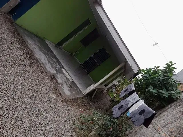 Imagem: Casa de Fundo pra Alugar em Pinhais