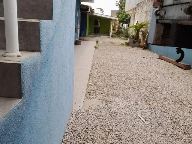 Imagem 3: Casa de Fundo pra Alugar em Pinhais