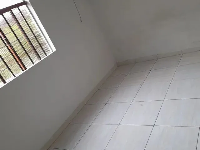 Imagem 5: Casa de Fundo pra Alugar em Pinhais