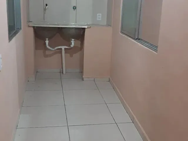 Imagem 1: Aluga-Se Kitinet em del Castilho