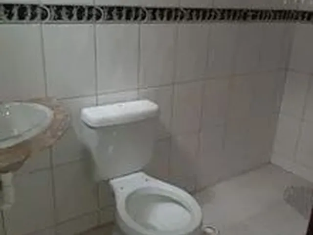 Imagem 4: Alugo Duplex Amplo com 3 Suítes na Praia do Francês . Perto de Todo o Comércio!