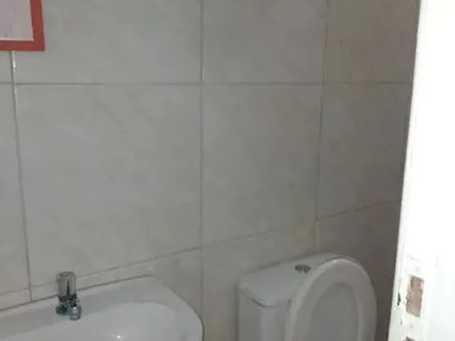 Imagem 2: Aluga-Se Quarto Quarto com aluguel por R$500 /mês