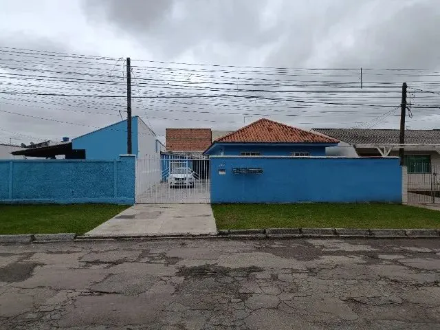 Imagem: Alugo Casa de Fundos Grande com 9 Peças