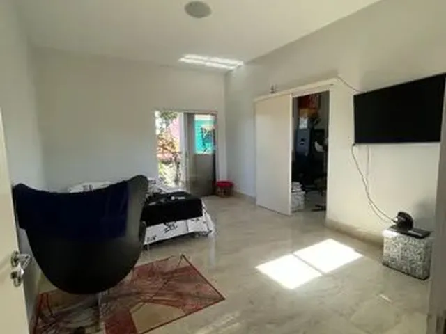 Imagem: Casa para Aluguel com 380 Metros Quadrados