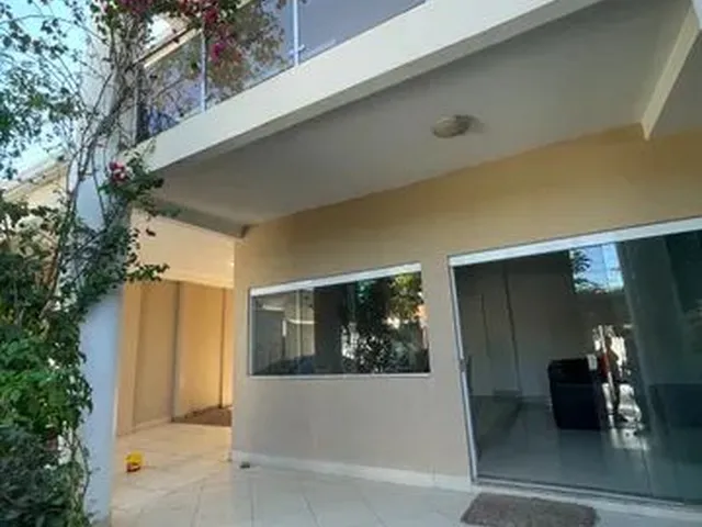 Imagem 3: Casa para Aluguel com 380 Metros Quadrados com 5 Quartos em Jardim Itália - Cuiabá - Mt