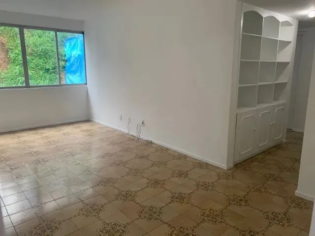 Imagem 15: Aluga-Se Apto em Ondina C/ 3 Quartos