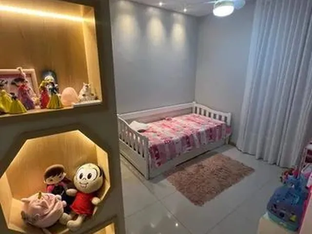 Imagem 3: Apartamento para Venda Possui 156 Metros Quadrados com 3 Quartos em Jardim Cuiabá
